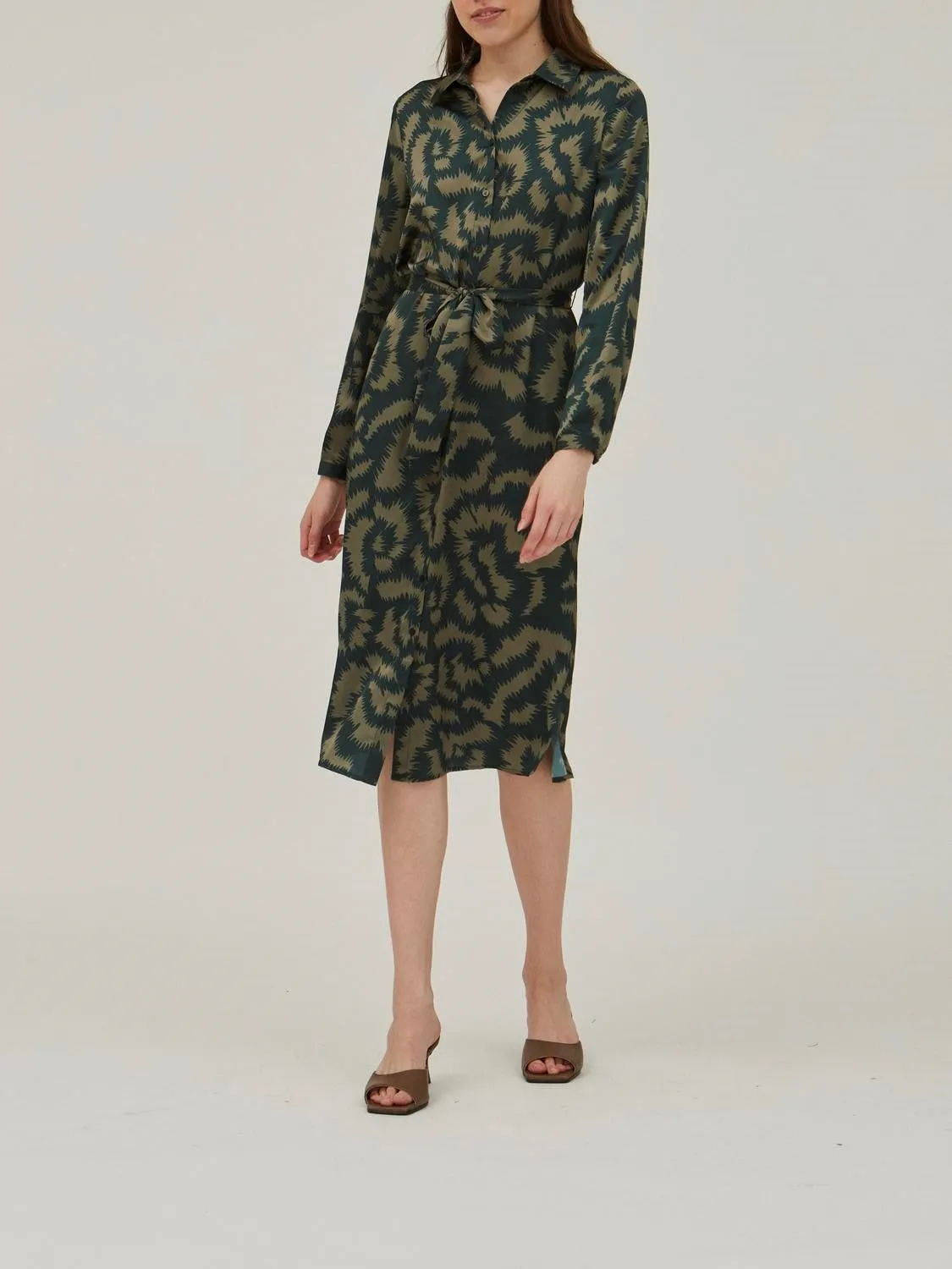 14095433 VIzoe Midi Shirt Dress