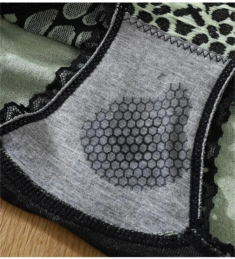 2024 Hete uitverkoopNieuwe kanten slip met hoge taille voor dames.